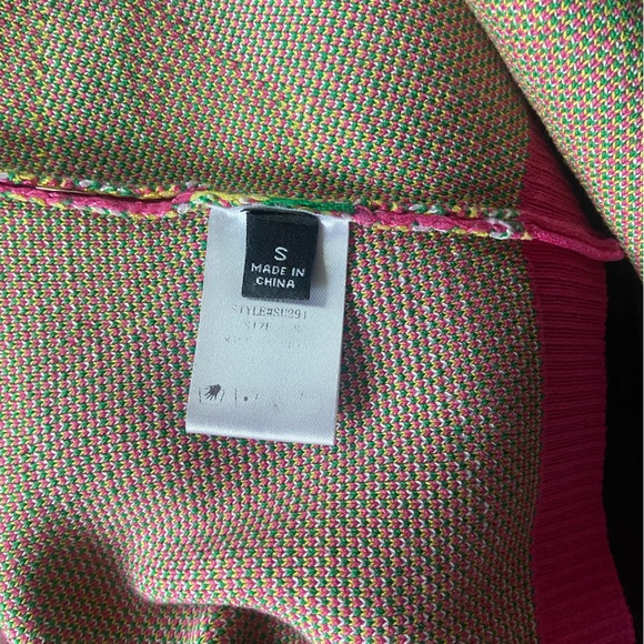 Two piece set - Picture 3 of 3